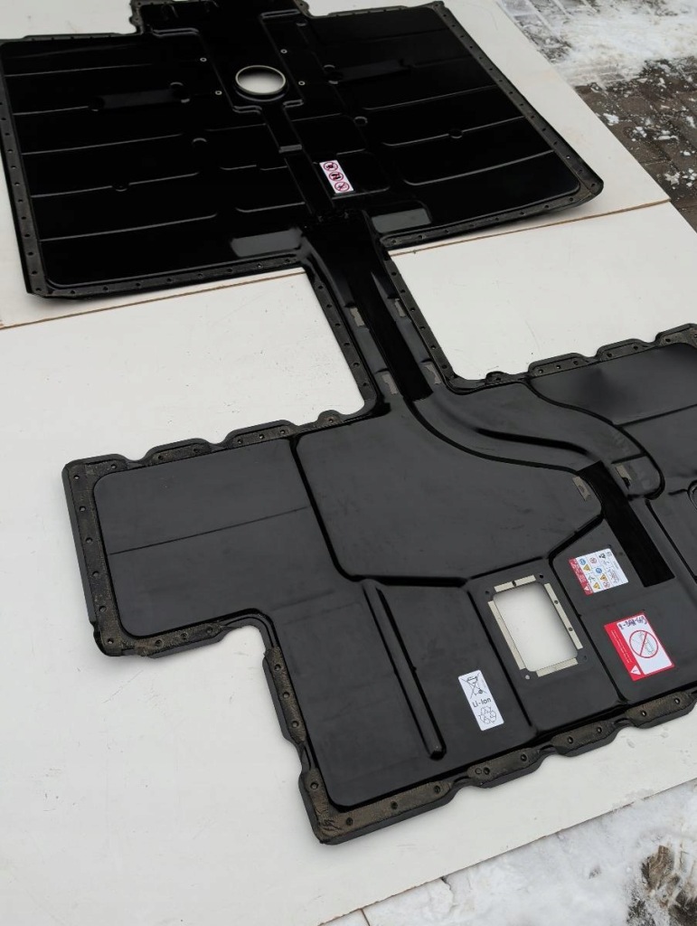 Плита накладка акумулятора акумулятор 9j1802423b porsche taycan audi e-tron gt Зі Шроту