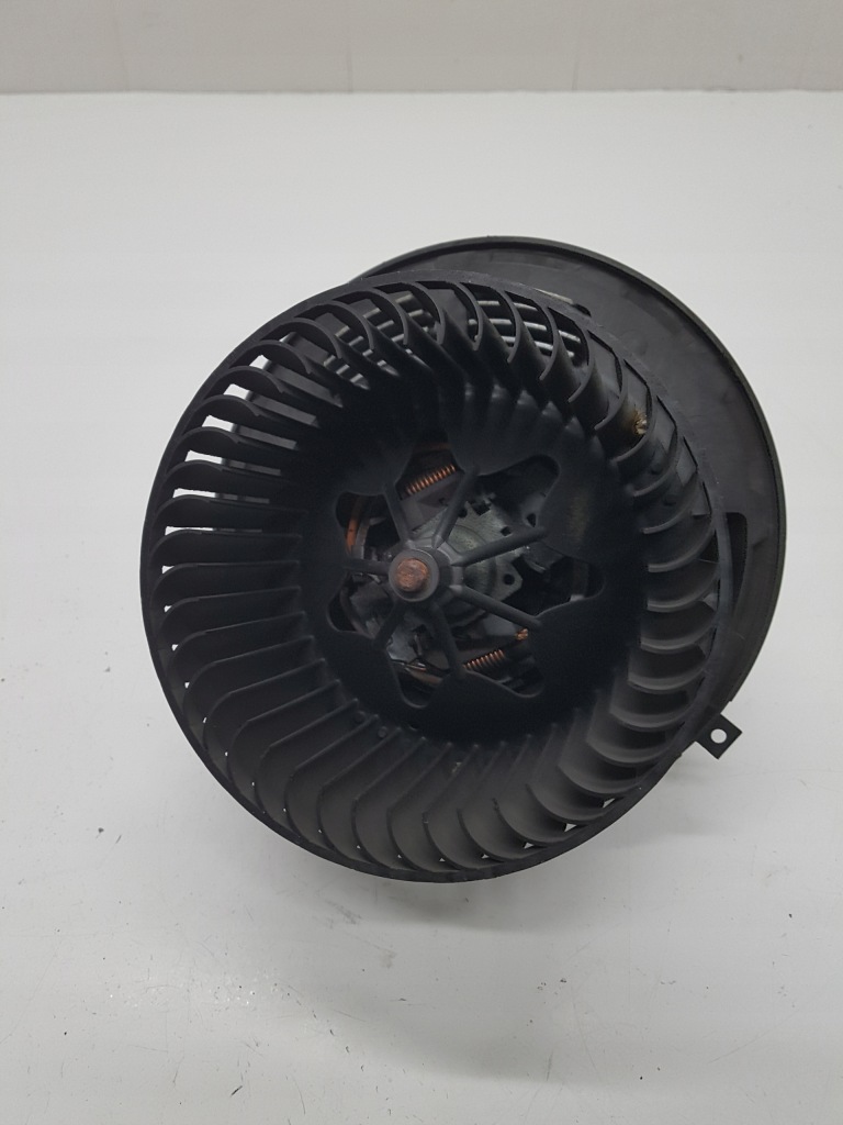 фото №4, Вентилятор воздуходувка bmw 1 e81 6933663 eu