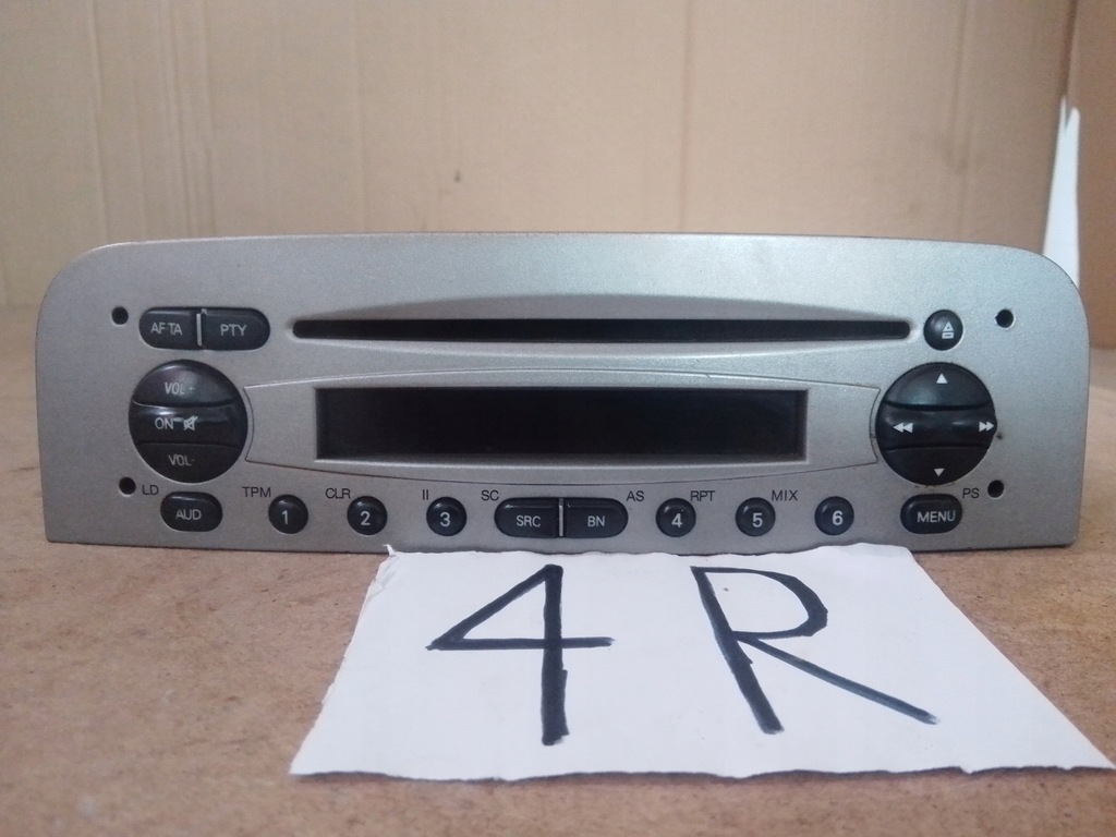 фото №1, Alfa romeo 147 радио проигрыватель cd заводской 764978316