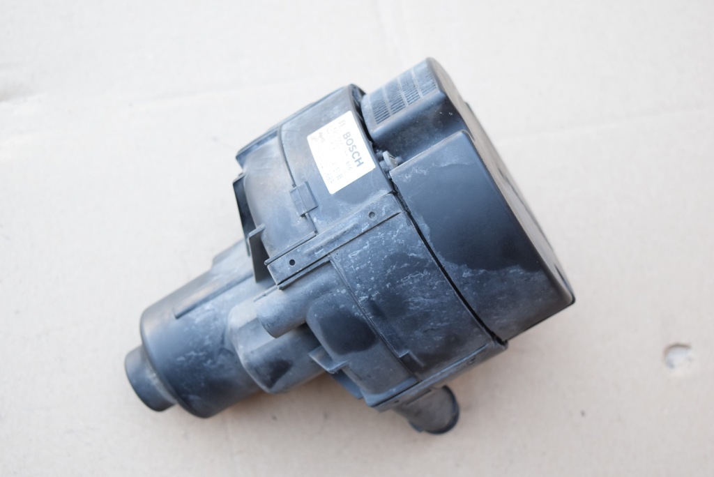 Купити Mercedes w211 w219 6.3 amg насос повітря