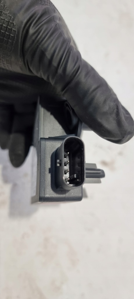 фото №8, Радар датчик задняя tesla model 3 model y