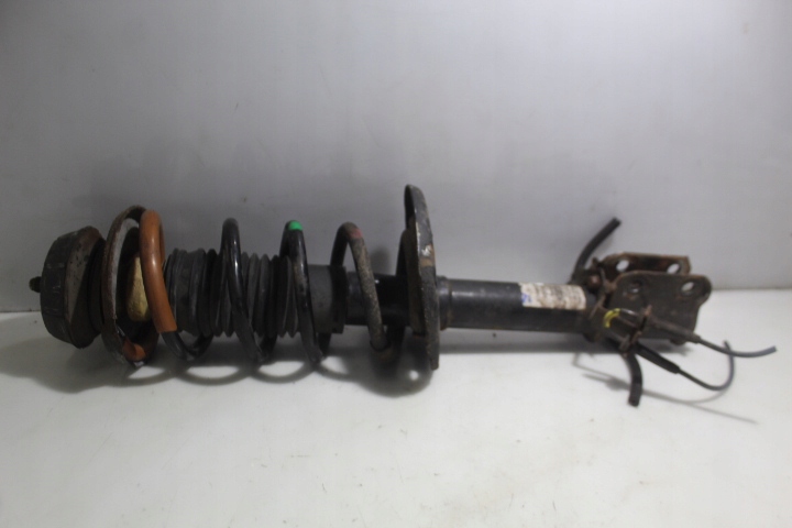фото №1, Амортизаторна стійка правий перед dacia dokker lift 1.3