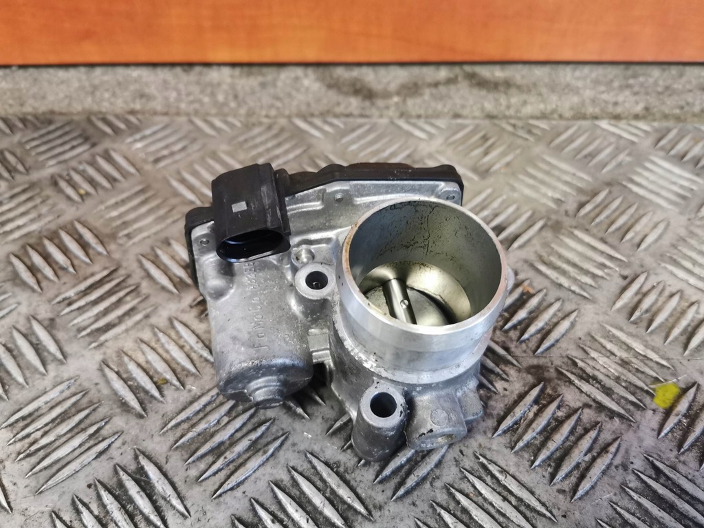 фото №1, Дроссельная заслонка ford оригинальный номер 50989002