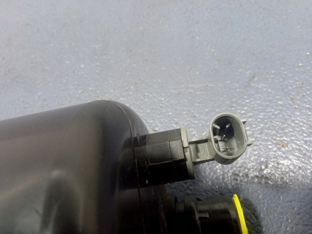 фото №6, Bmw x6 e71 e72 бачок усилителя 6782286