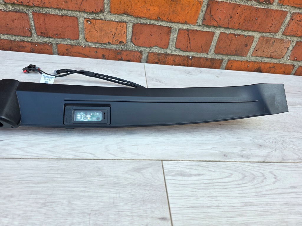 фото №3, Накладка кришки освітлення номерного знака range rover sport iii l461 n9x2-40406-aj