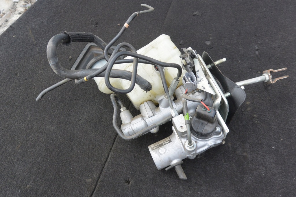 фото №5, Насос тормозная усилитель тормозов 3.5 v6 lexus gs iii 450h 300 mk3