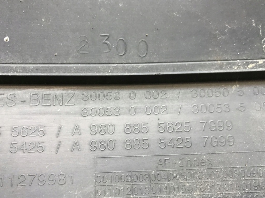 Actros mp4 бампер панель фари лампи протитуманної фари drl a9608855625 в Україні