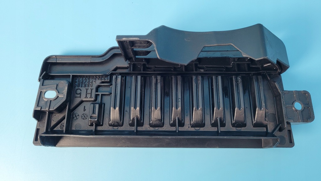 фото №7, Toyota corolla e21 23r 1.8 hybrid впуск фільтра повітря 17753-0t140