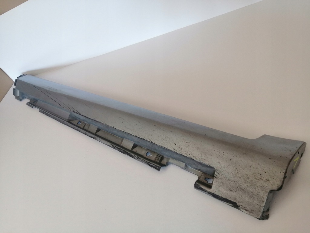 фото №1, Молдинг progowaw правая volvo v50 lift s40 30744482