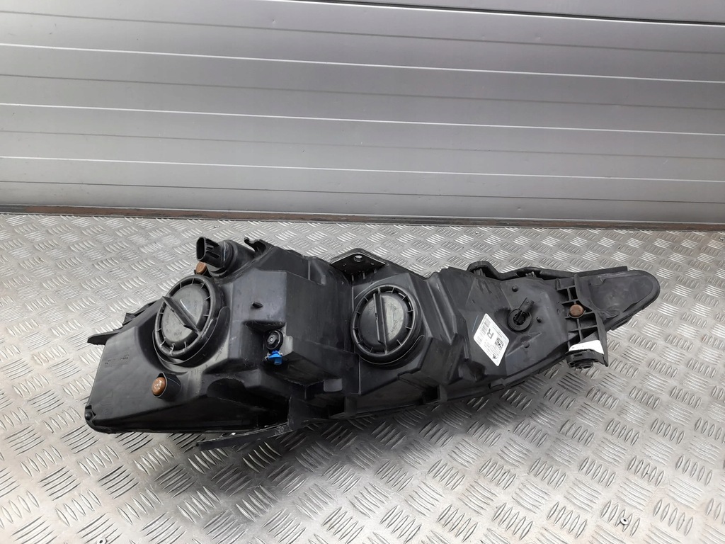 фото №16, Chrysler pacifica 68228944ac права лампи передні