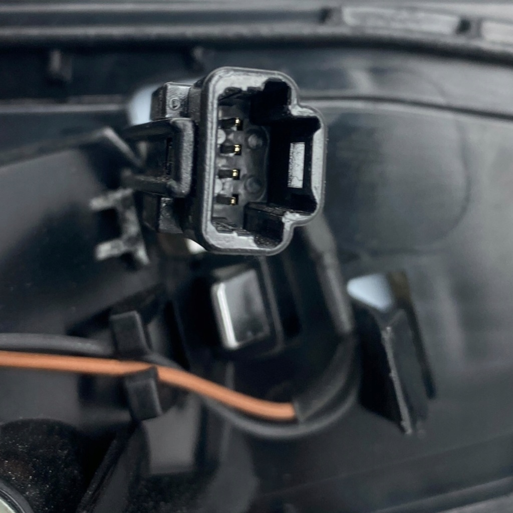 фото №14, Лампа правая задняя w крышка renault espace v 265507870r