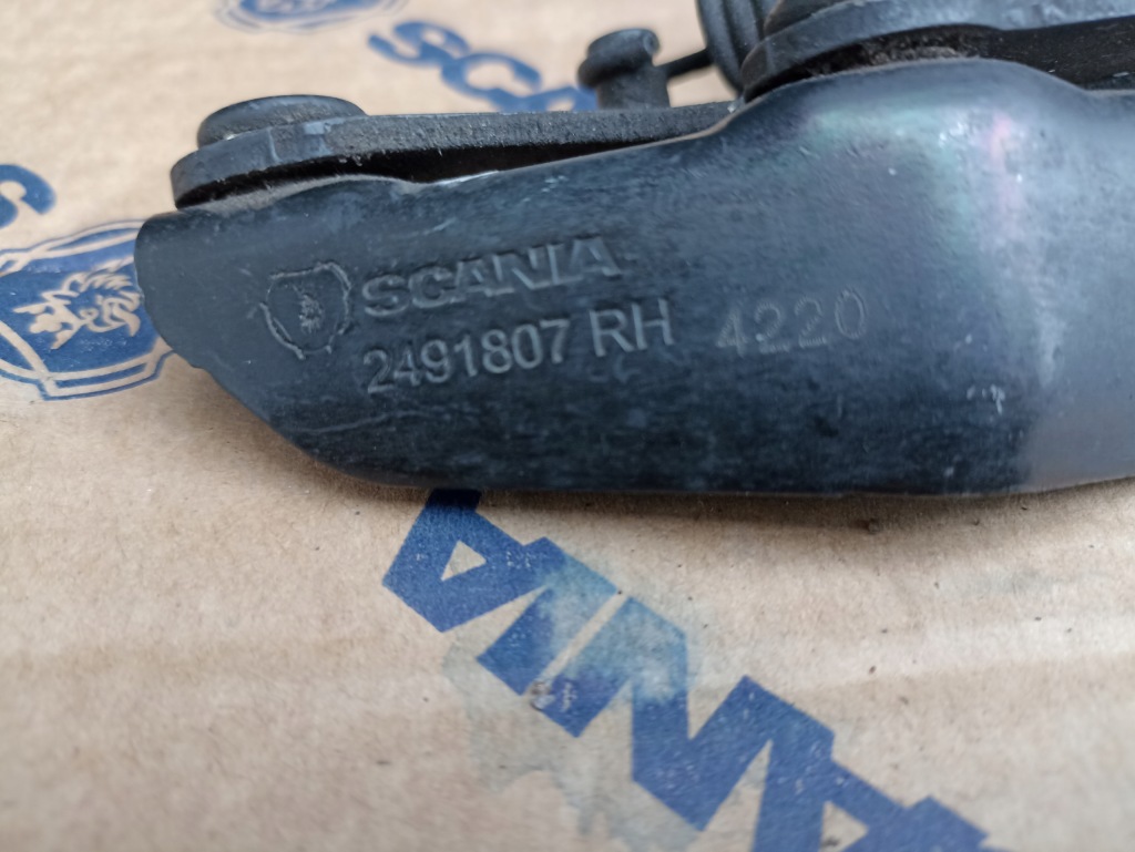 фото №2, Петля вітровики scania r s 2491807