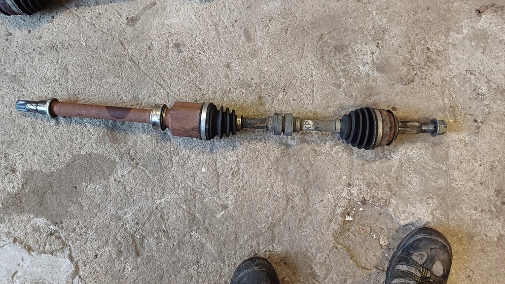 фото №1, Nissan qashqai j11 1.2 dig-t приводной вал правая автоматическая коробка передач