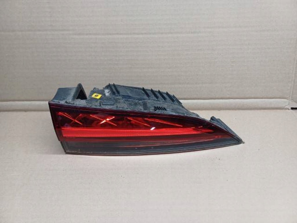 фото №1, Лампа левый задняя задняя w крышка skoda scala