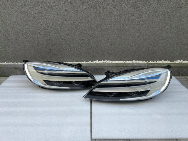 Купить Фонари volvo v40 рестайлинг  full led левая правый