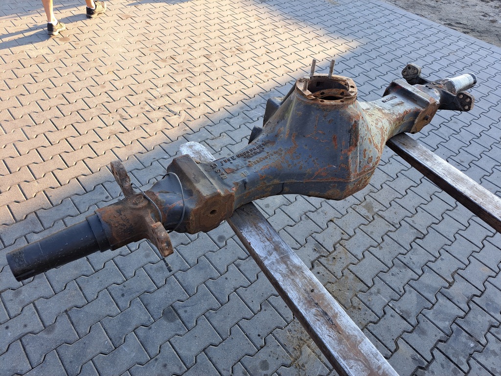 фото №1, Корпус дифференциал мост балка моста oś задняя renault midlum dci 180 r 17.5