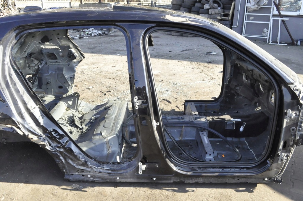 фото №1, Volvo xc40 2017- блок двигуна a поріг правий