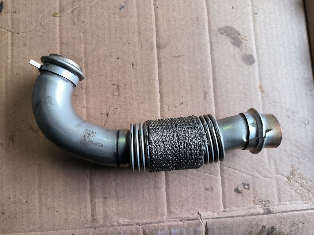 фото №1, Audi a4 a5 b9 8w труба шланг egr 05l131521e