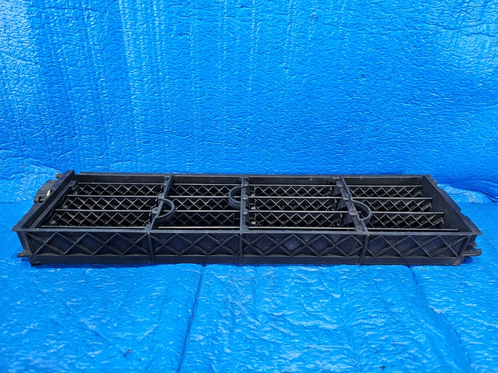 фото №6, Renault clio iv captur | жалюзи воздуховод воздуха бампера 20c45475