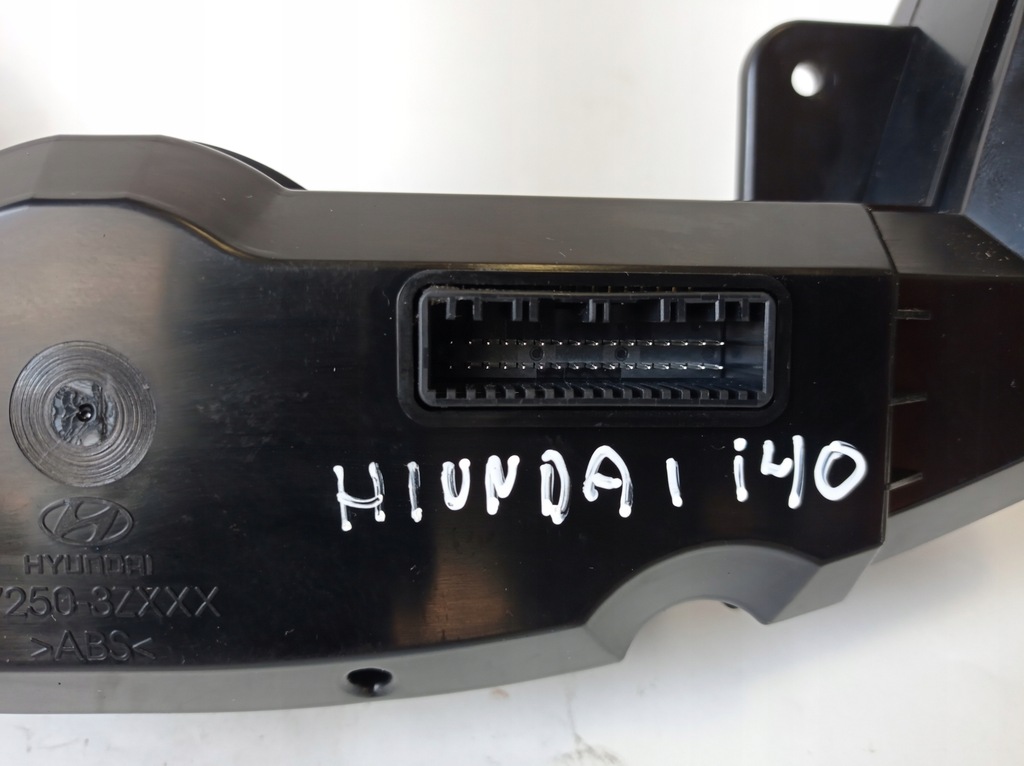 фото №10, Панель кондиционера hyundai i40 97250-3z900