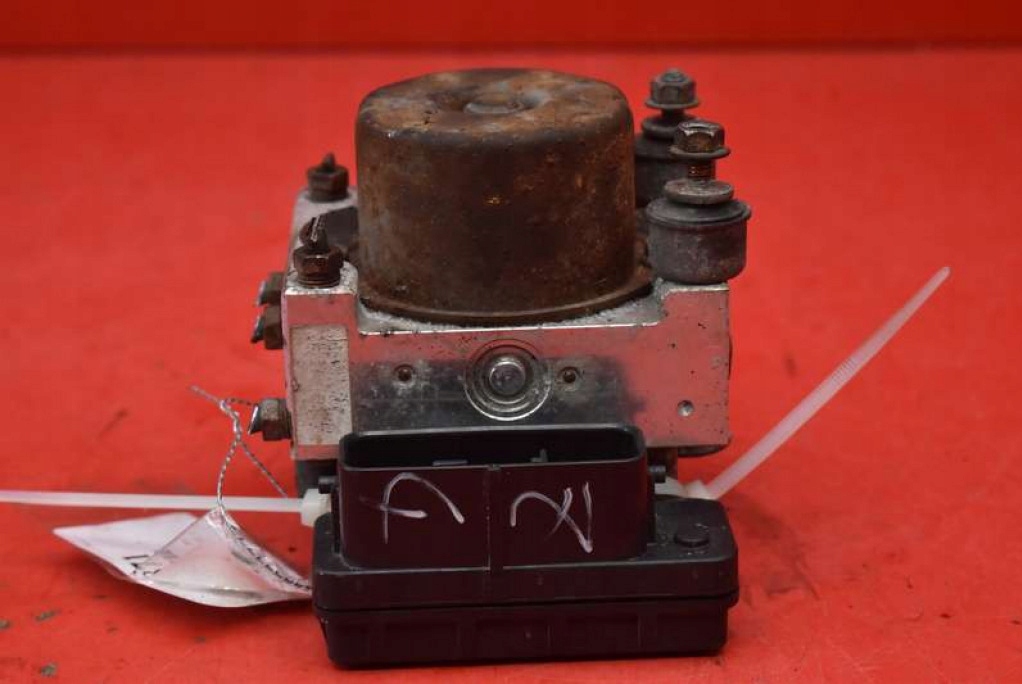 фото №5, Насос abs mn102311 mitsubishi outlander 1 i 2.0 16v 4x4 136 km 01-08