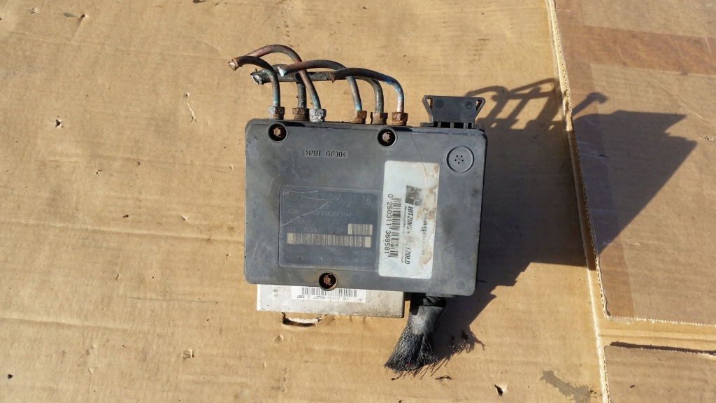 Купити Mercedes ml w163 насос гальмівна abs a1635450316