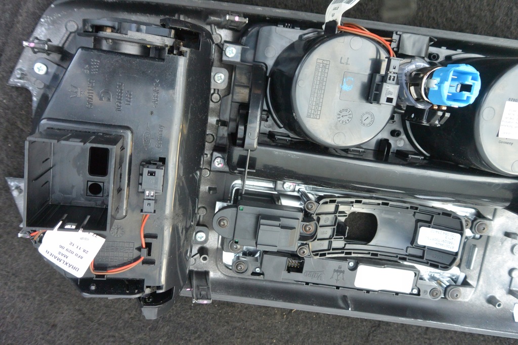 фото №11, Dekor бардачок туннель maserati quattroporte vi