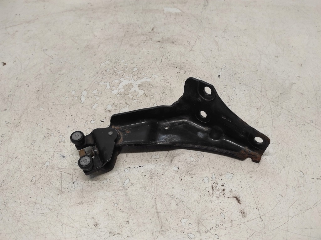 фото №2, Citroen berlingo ii 2 08- ролик направляющая дверь правый задняя