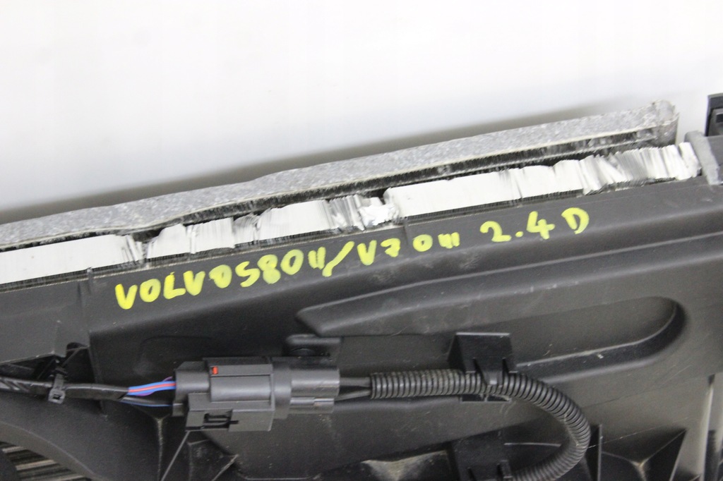 фото №7, Volvo v70 iii 2.4 d 07r- комплект радиатор вентиляторы автоматическая коробка передач