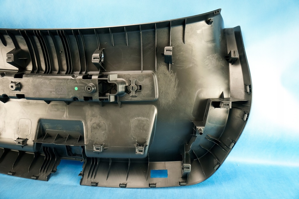 фото №8, Обивка крышки багажника audi a7 s7 rs7 4g8 4g8867979a