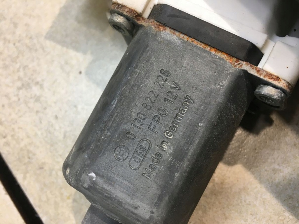 фото №10, Подъемник стекло левый перед bmw 3 e91 fl 7060265 7140587