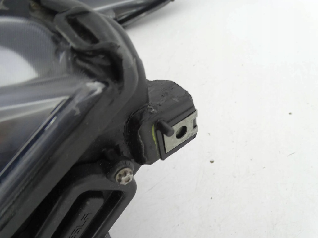 Фара перед передняя левая tesla s рестайлинг  full led Недорого