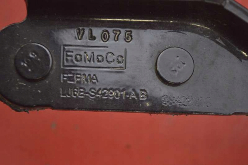 фото №7, Петля петли крышки задняя lj6b-s42901-ab ford kuga 3 iii mk3 19-21
