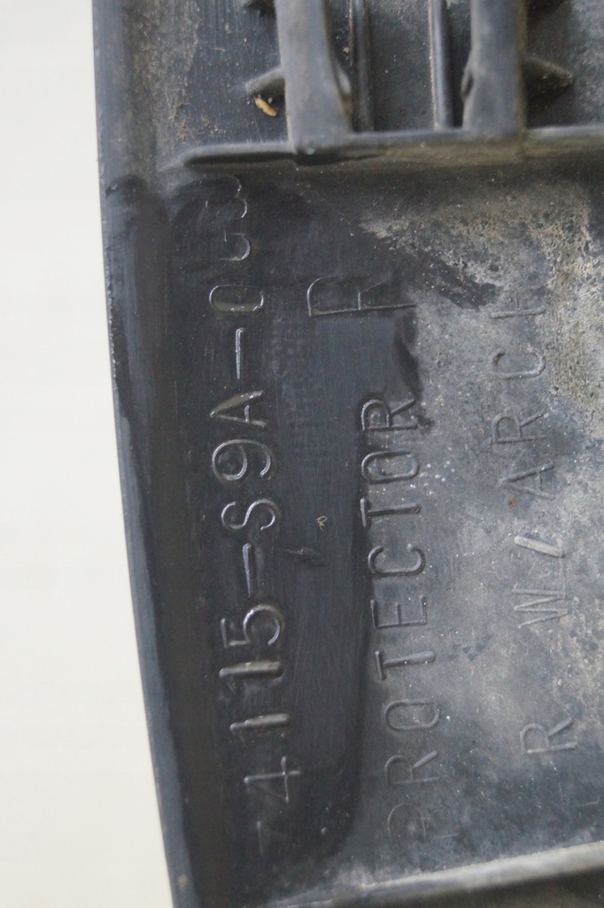 фото №12, Молдинг крыла правый перед honda crv ii 74115-s9a