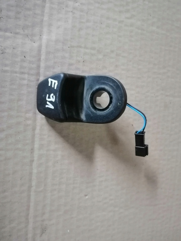 фото №1, Bmw e91 кнопка открывания стекло крышки