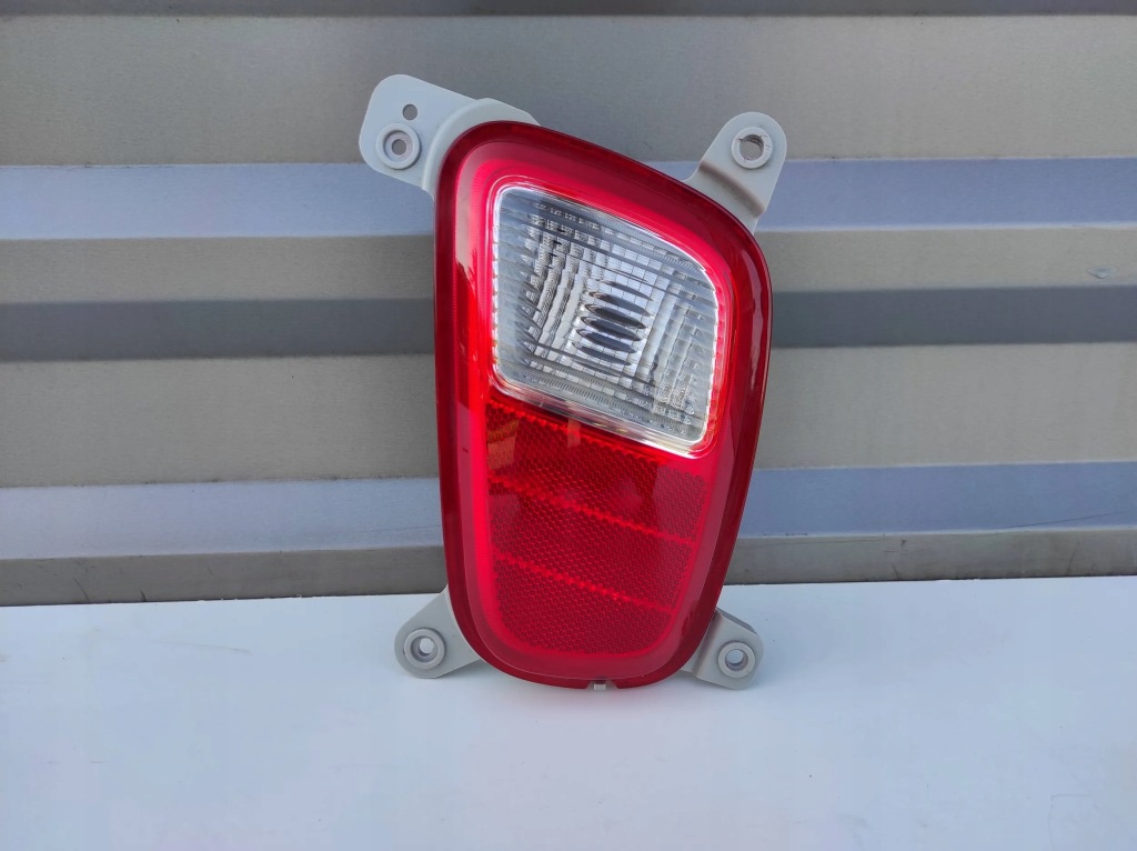 фото №1, Лампа противотуманная задняя правая kia picanto 3 iii