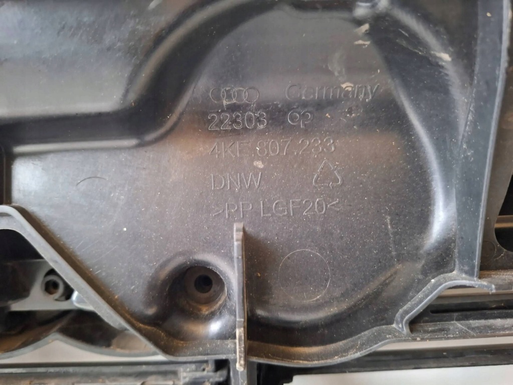 Audi e-tron 4ke s-line бампер перед 4ke807437 c оригінал Київ