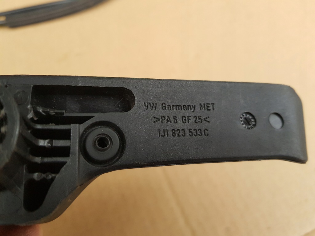 фото №7, Трос тяга капот перед + ручка seat leon ii 05-12 1p1823535 1j1823533c