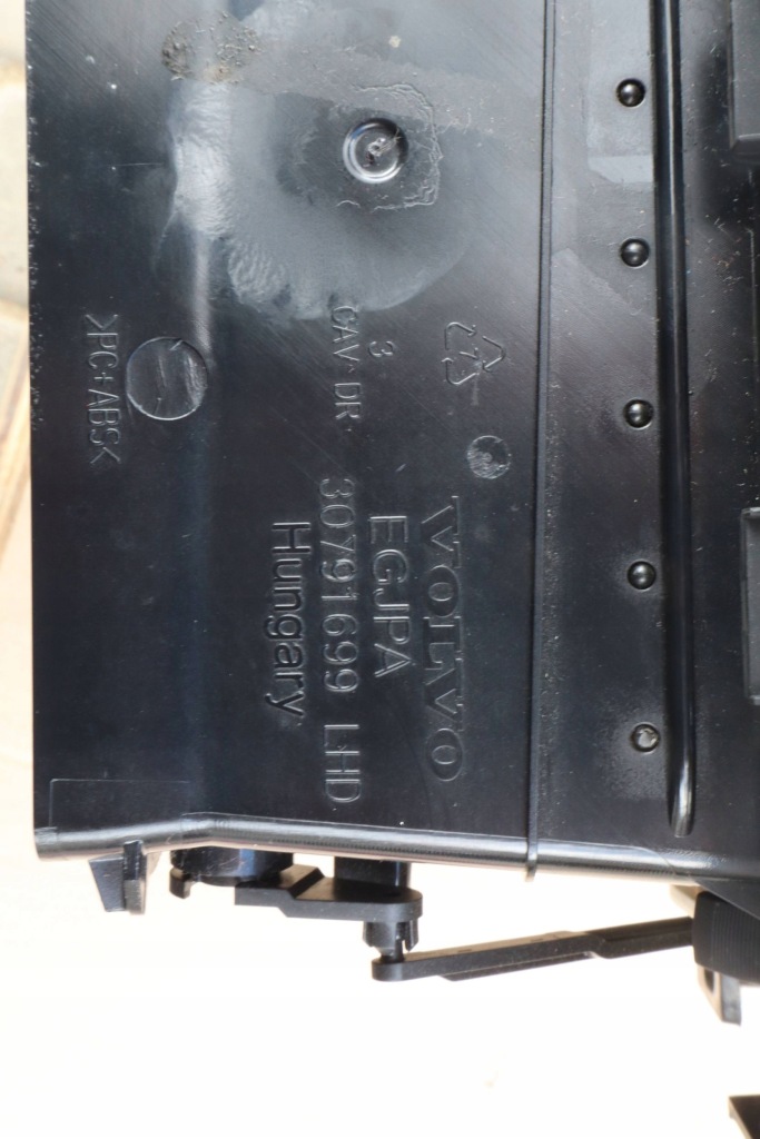 Панель обдув кондиціонер радіо рамка вентиляції volvo v60 s60 2 оригінальний номер 30791699 Оригінал