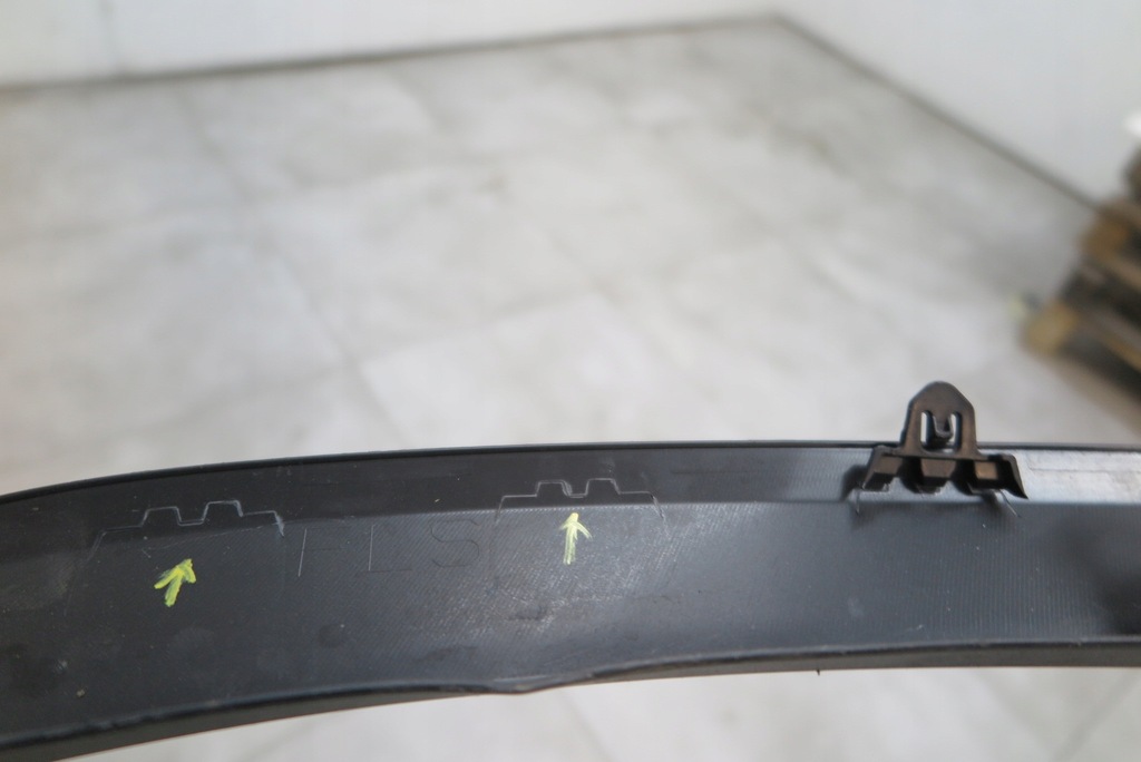 фото №12, Молдинг крыла перед передняя toyota rav4 v левая 75602-42160