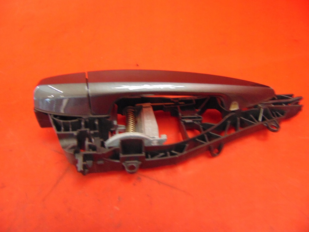 фото №2, Bmw 2 f46 f45 ручка двері права перед b39