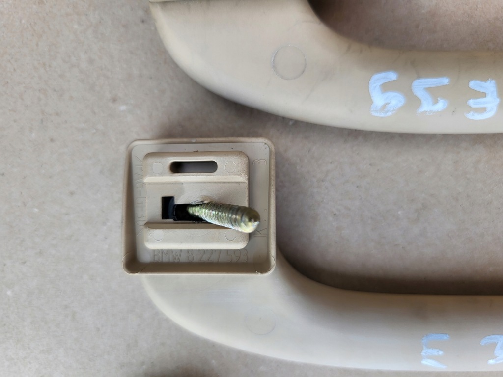 Ручка кронштейн стельовий правий лівий задній перед bmw 5 e39 оригінальний номер 8227593 8235578 Ціна