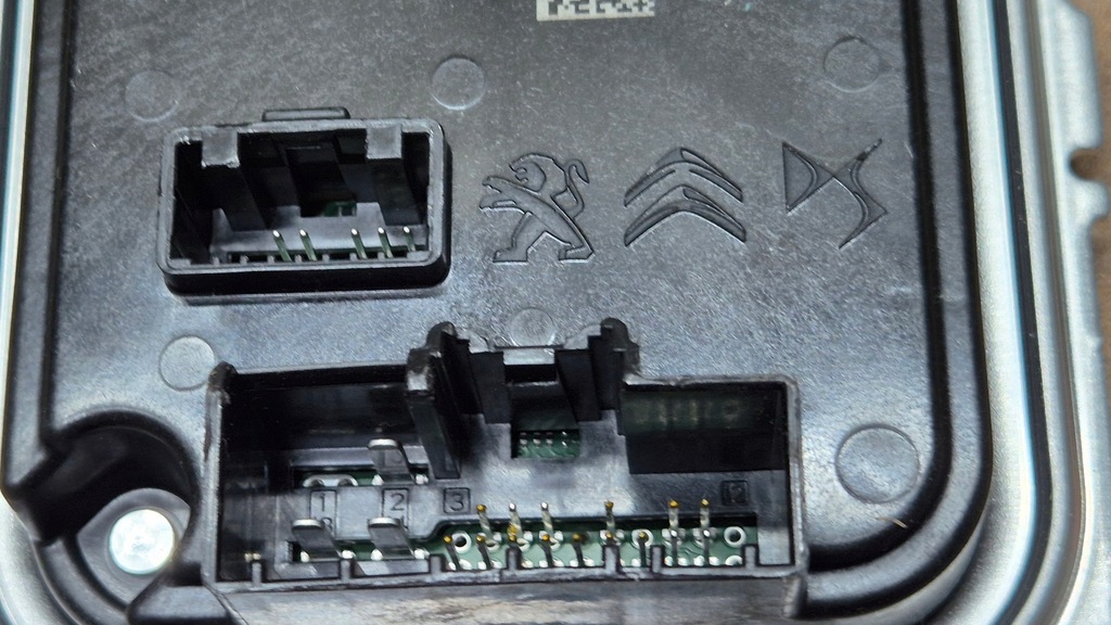 фото №13, Преобразователь модуль лампы led astra l citroen ds4 peugeot оригинальный номер 984990028000