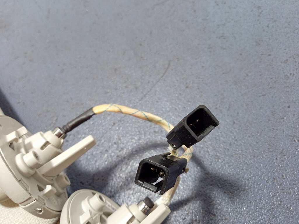 фото №4, Grand cherokee wk2 защита козырьки солнцезащитные