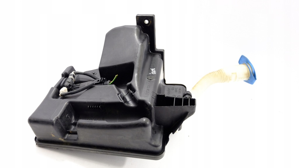 фото №8, Vw polo v бак омивача