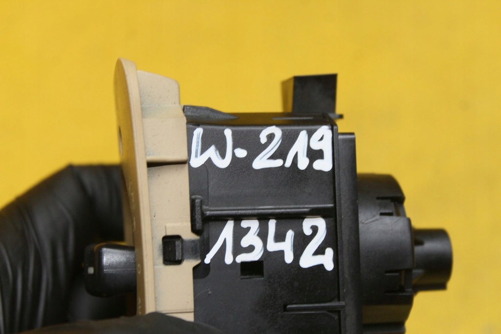 фото №9, Переключатель света cls w219 a2195450304