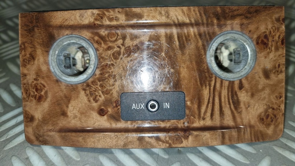 фото №6, Bmw e60 e61 защита dekor туннель разъём прикуривателя задняя port aux in 6951142