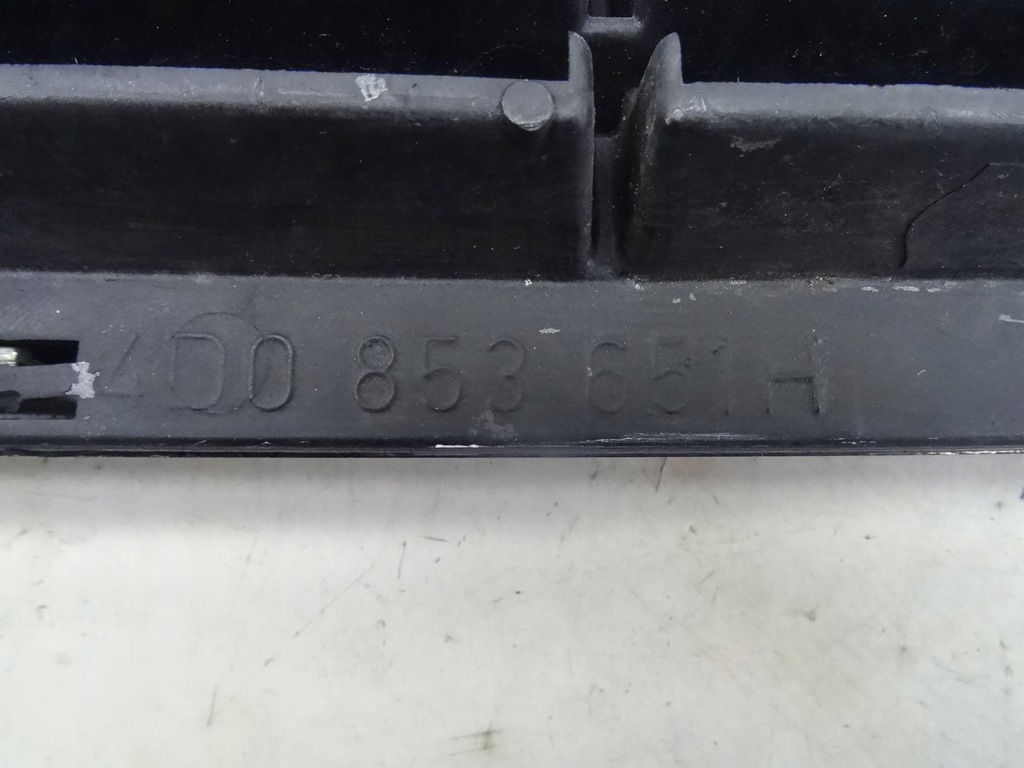 фото №10, Audi s8 d2 94-99 решітка радіатора решітка радіатора капот 4d0853651h oryg