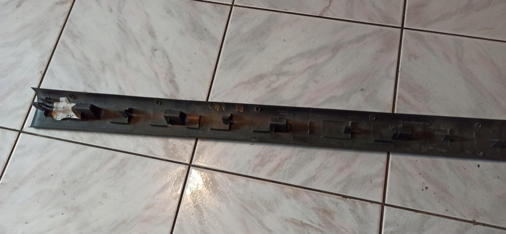 фото №7, Renault megane 2 cabrio молдинг дверь левая обшивка