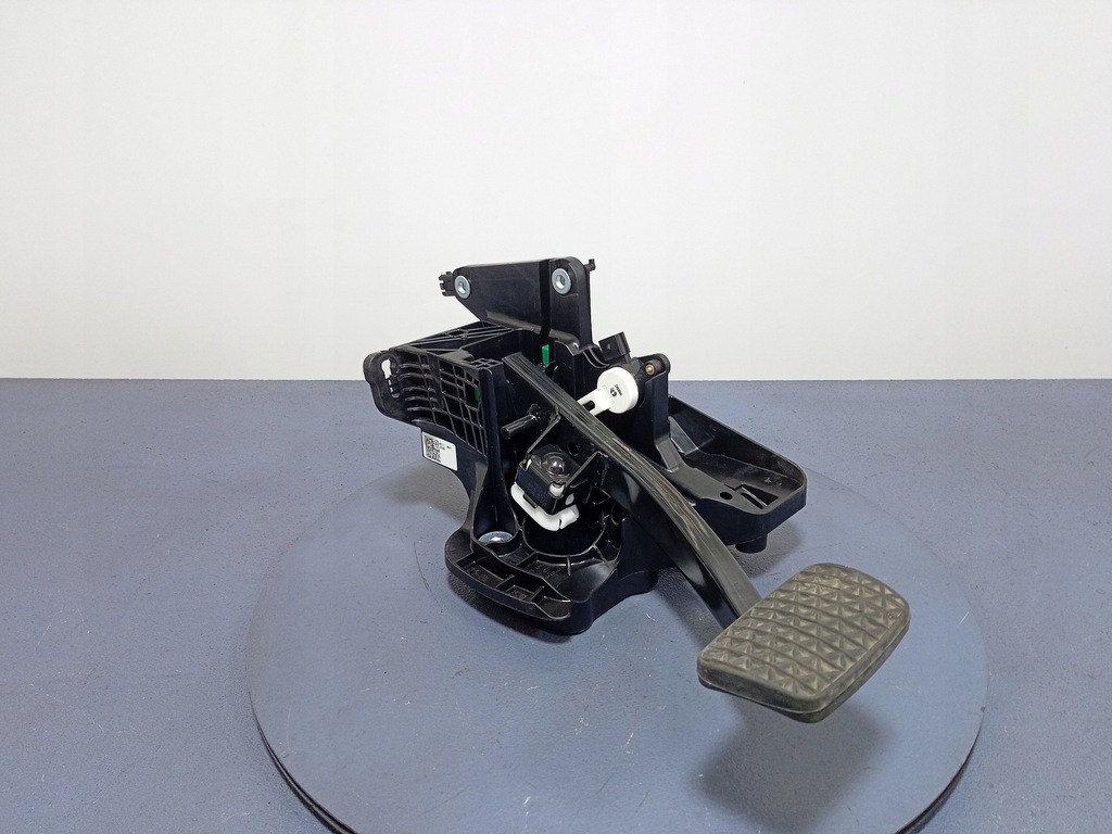 фото №1, Opel insignia b педаль тормоза автоматическая коробка передач